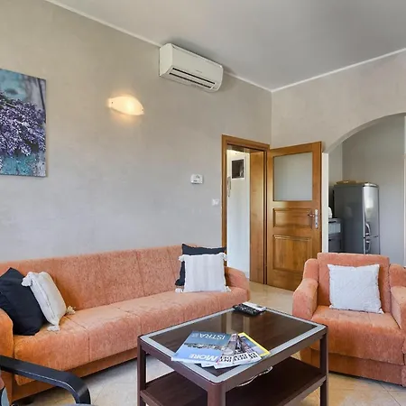 Maria Betiga Tatil Evi Pula